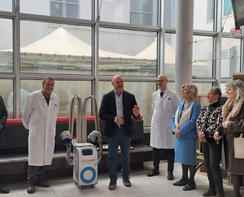 Fondazione Faro Onlus - Un aiuto per il reparto di oncologia - Foto del primo macchinario acquistato 2