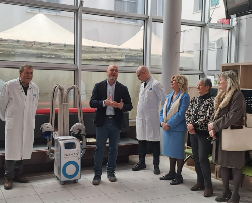 Fondazione Faro Onlus - Un aiuto per il reparto di oncologia - Foto del primo macchinario acquistato 3